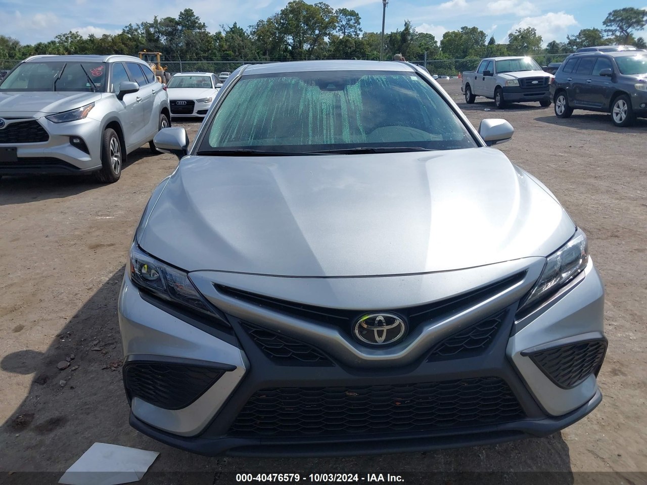 Toyota Camry SE 2024